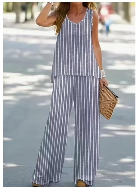 UUE Pants - 2 Piece Lounge Set - Sleeveless Striped Tank Top Wide Leg Pants Size Small NIP